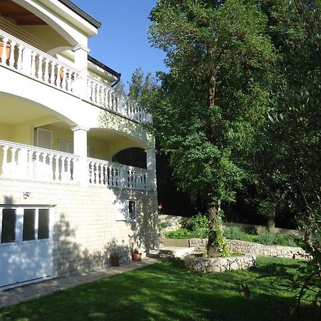Apartmani Ban Omisalj Luaran gambar